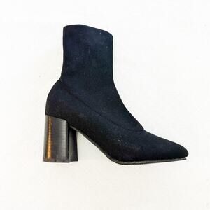 Blondo Arena Waterproof Black Block Heel Slip On Booties Size 5.5